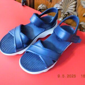 Sketcher Navy Massage Shoes